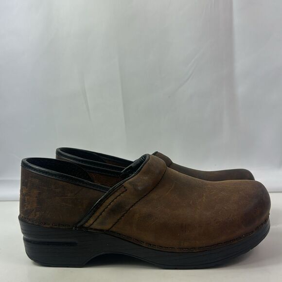 Dansko Professional Antique Brown Leather Women's Clogs - Picture 2 of 14